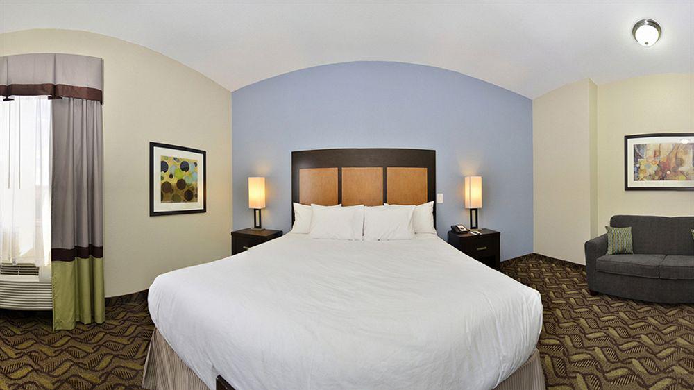 Comfort & I-10 Airport 3*